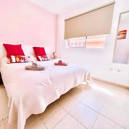 شقة !!! Relaxing View, The Heights With Terrace And Heated Pools, Cristianos