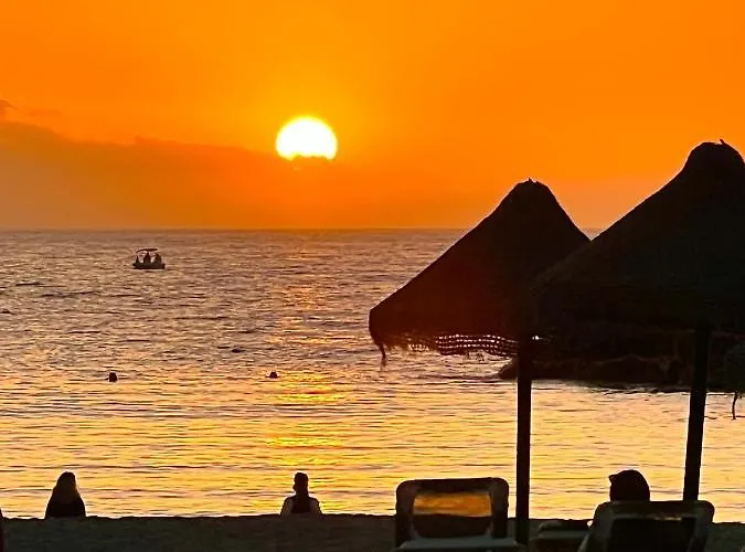 !!! Relaxing View, The Heights With Terrace And Heated Pools, Cristianos Appartement