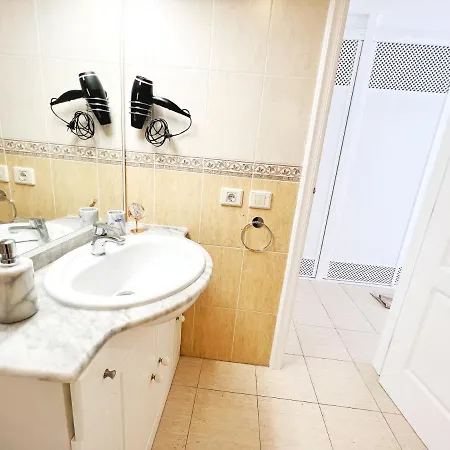 Apartamento !!! Relaxing View, The Heights With Terrace And Heated Pools, Cristianos Los Cristianos (Tenerife)