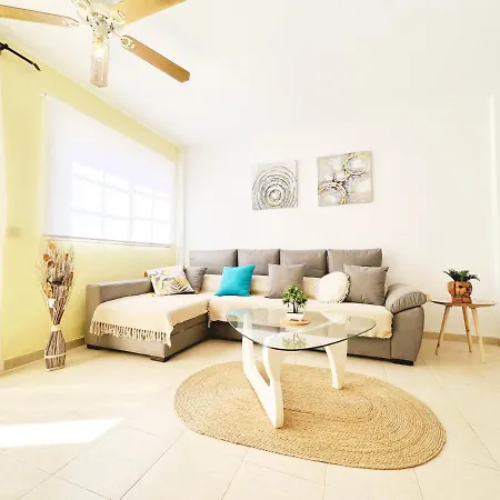 Apartamento !!! Relaxing View, The Heights With Terrace And Heated Pools, Cristianos