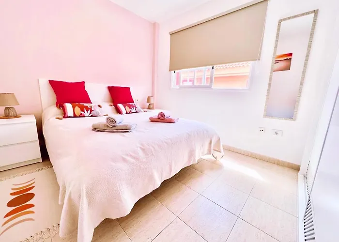 Apartment !!! Relaxing View, The Heights With Terrace And Heated Pools, Cristianos